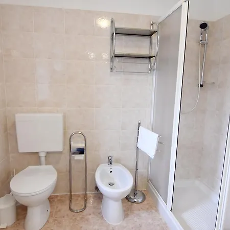 With A Parking Space Babici, - 22437 Daire *
