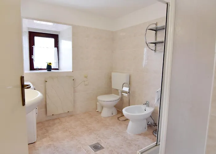 With Parking Space Babici, - 22437 Appartement Umag